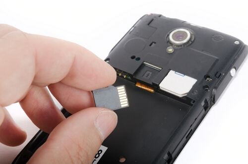 Установка карты microSD